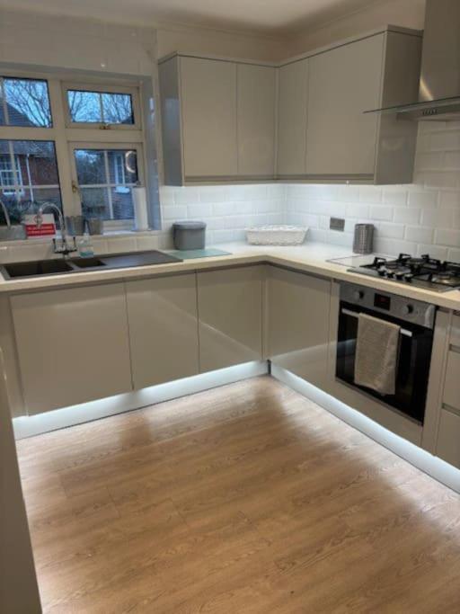 Clarke'S Airbnb Villa Worthing Eksteriør billede